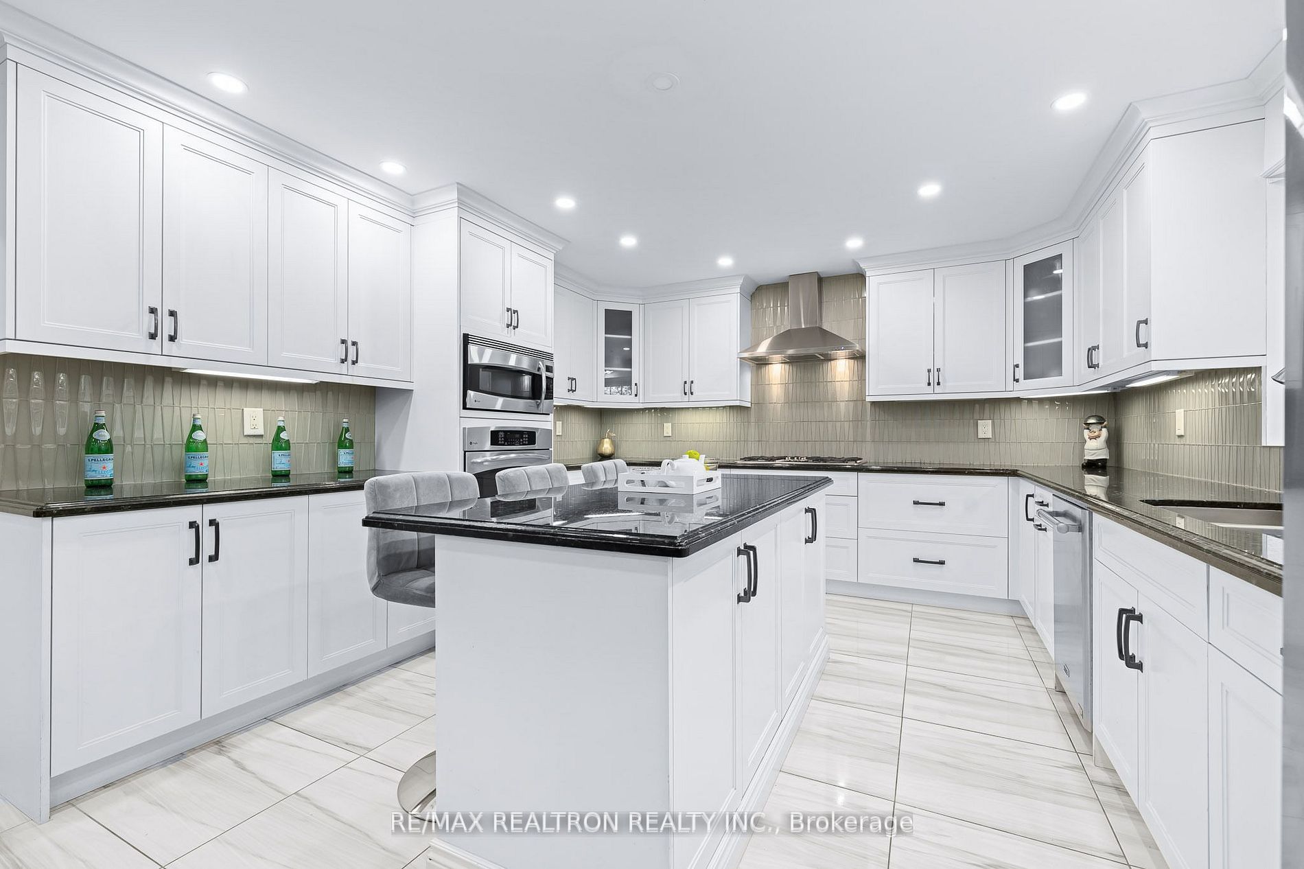 31 Westbourne Crt