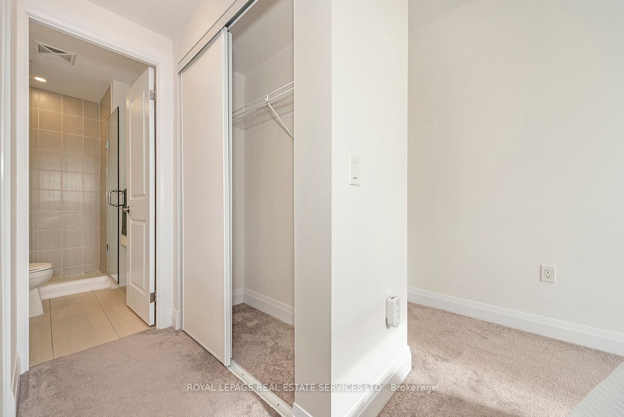18 Coles Ave, #703