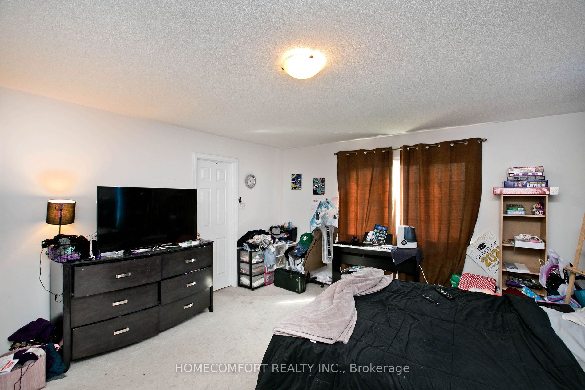 32 Herefordshire Cres