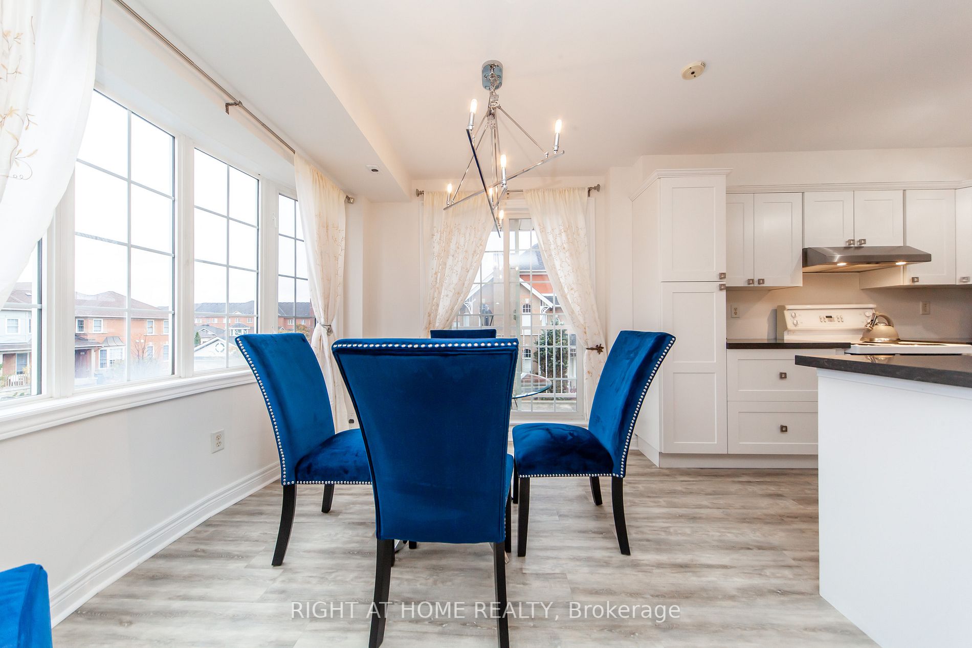 116 Cornell Park Ave, #D212