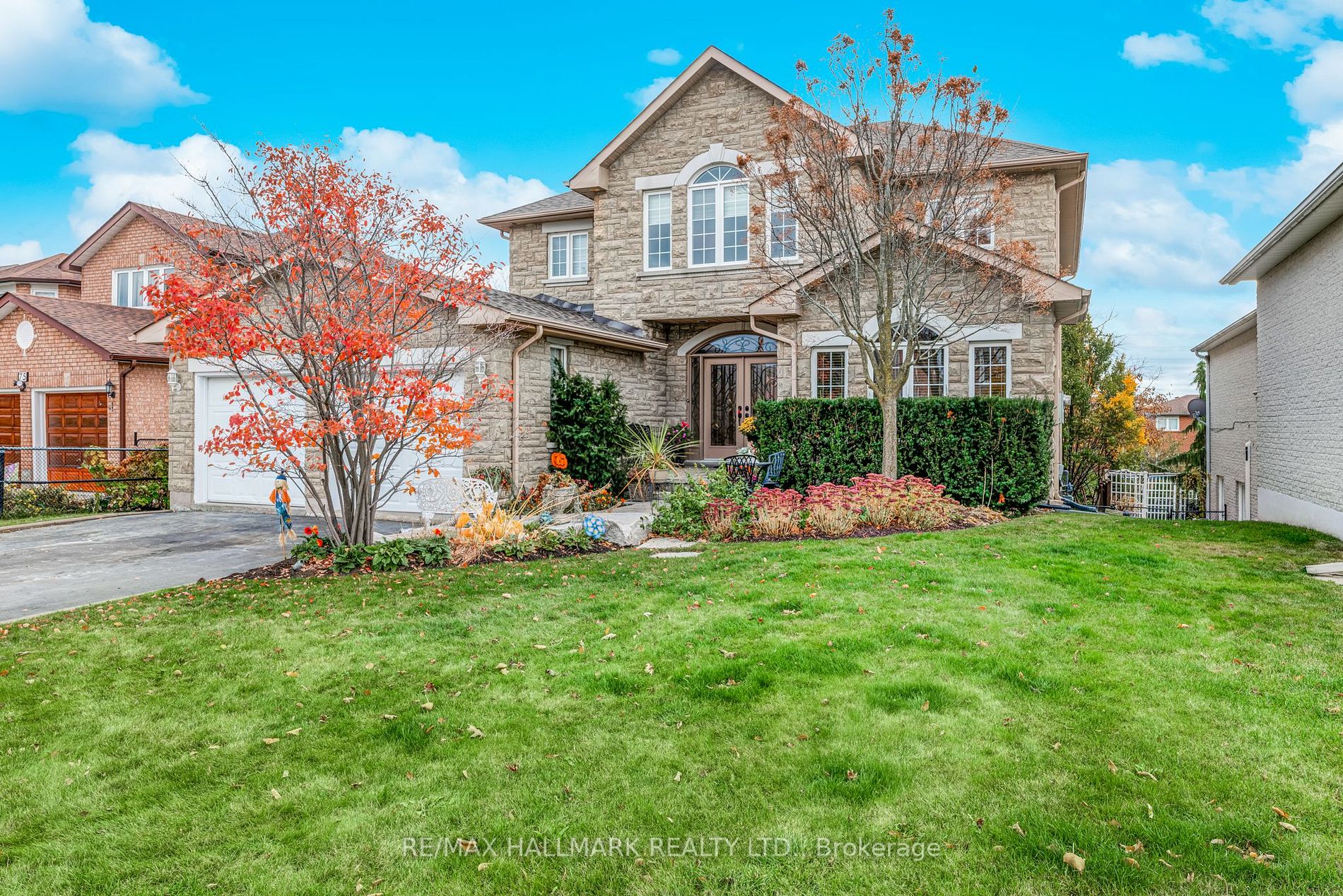 73 Cooperage Cres