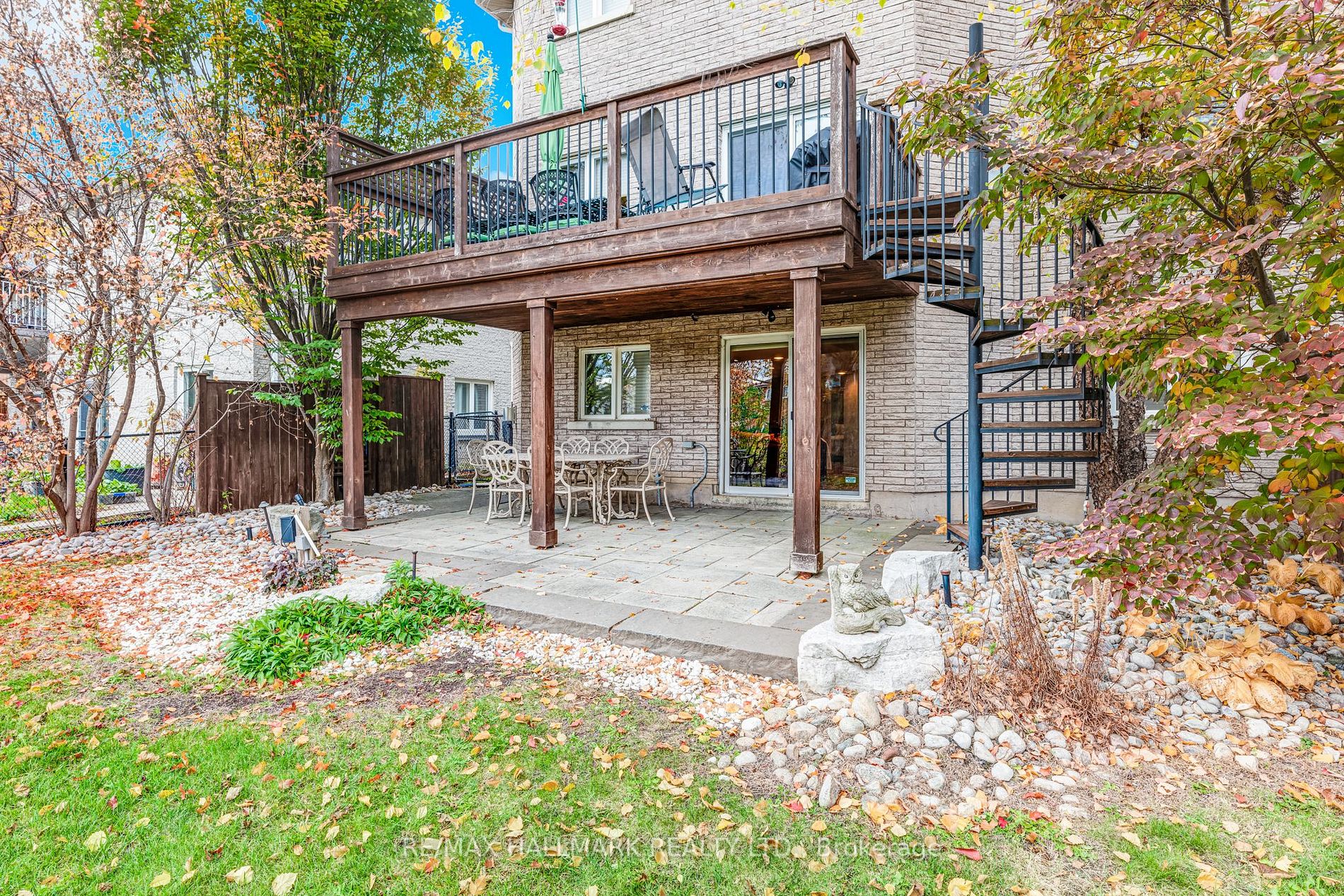 73 Cooperage Cres
