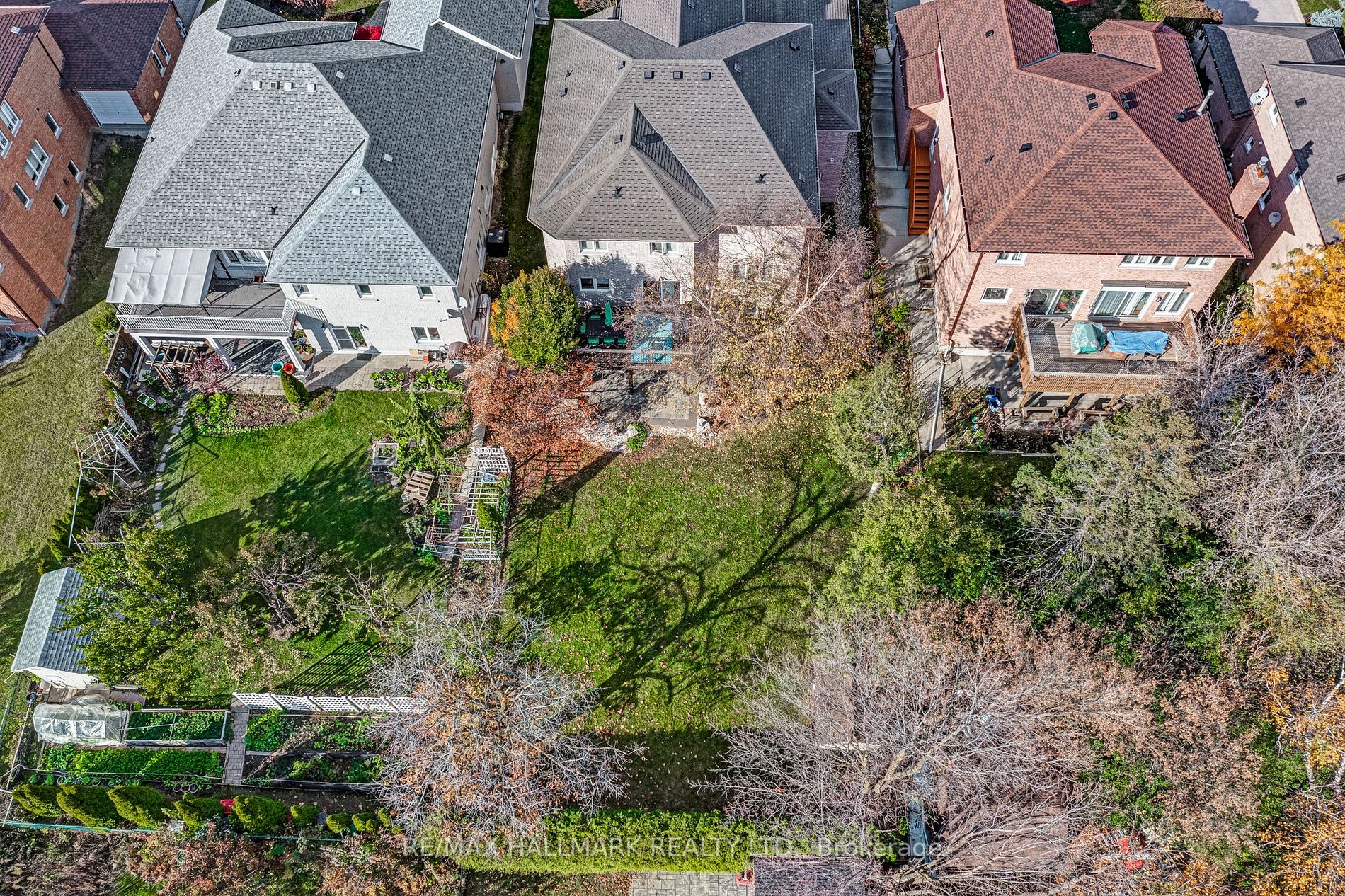 73 Cooperage Cres