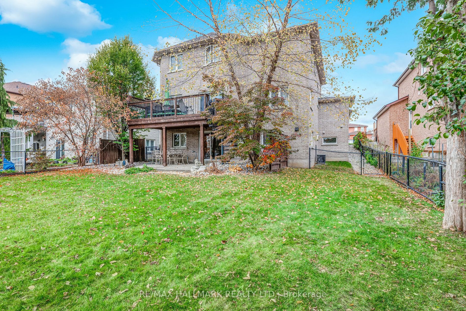 73 Cooperage Cres