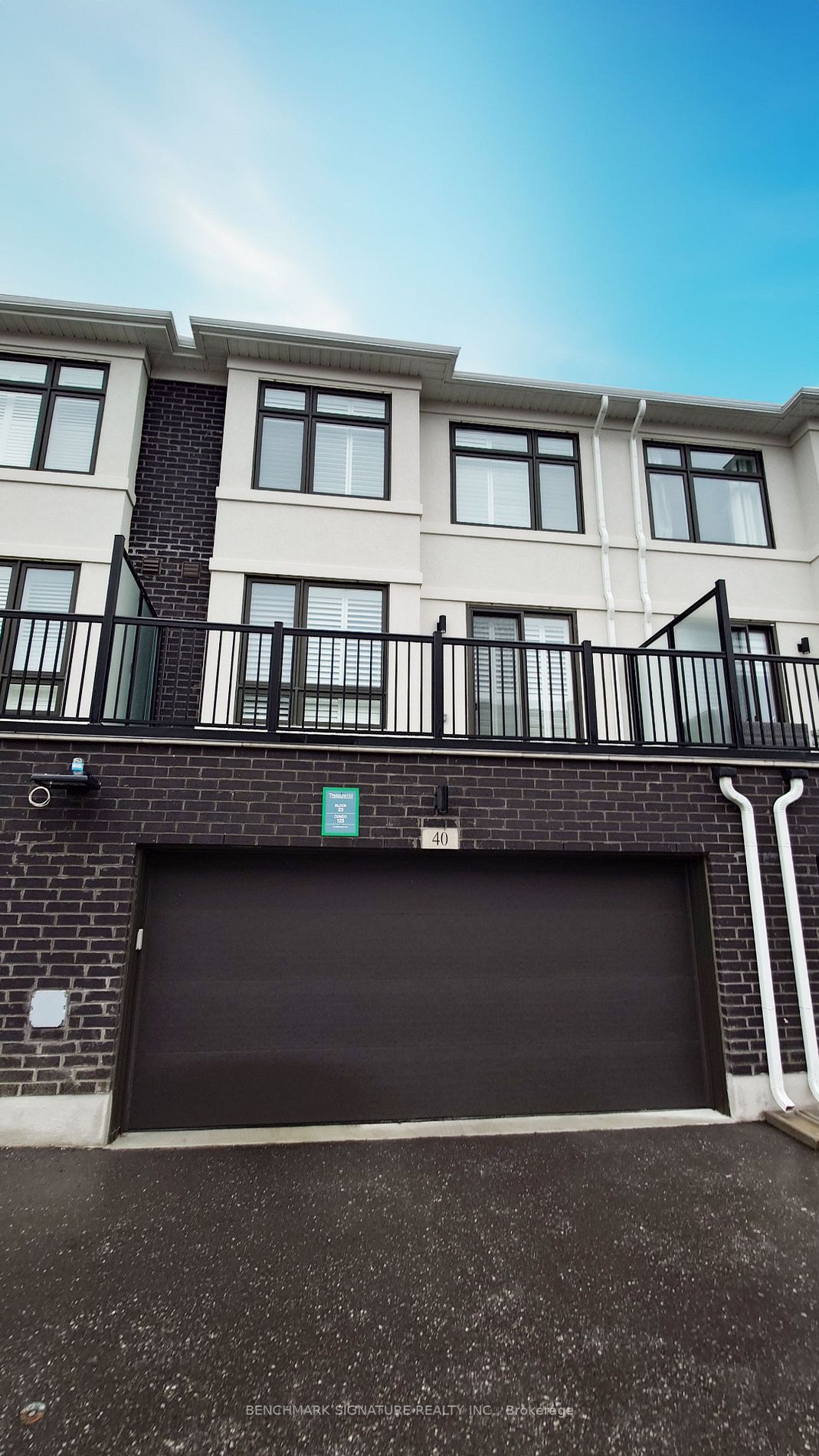 40 James Noble Lane