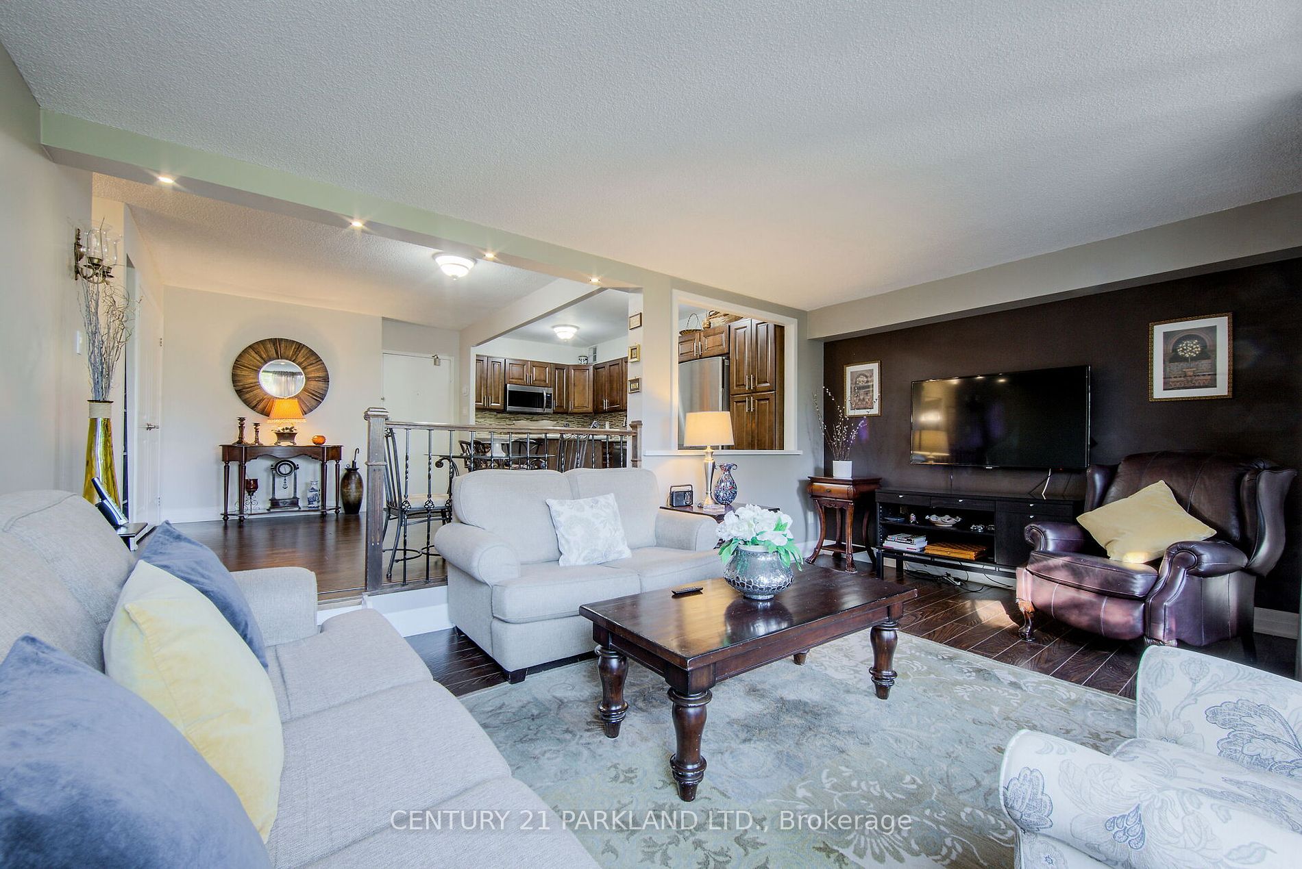 50 Baif Blvd, #403