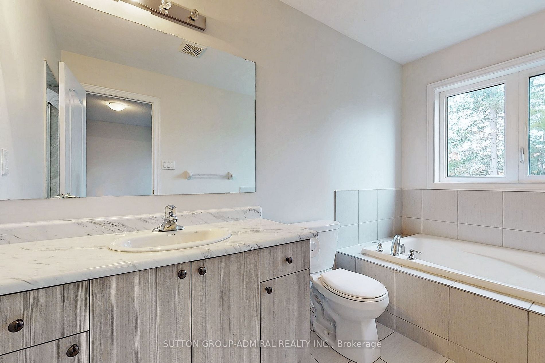22 Greenwood Dr