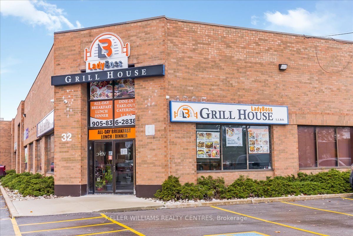 1225 Gorham St, #32