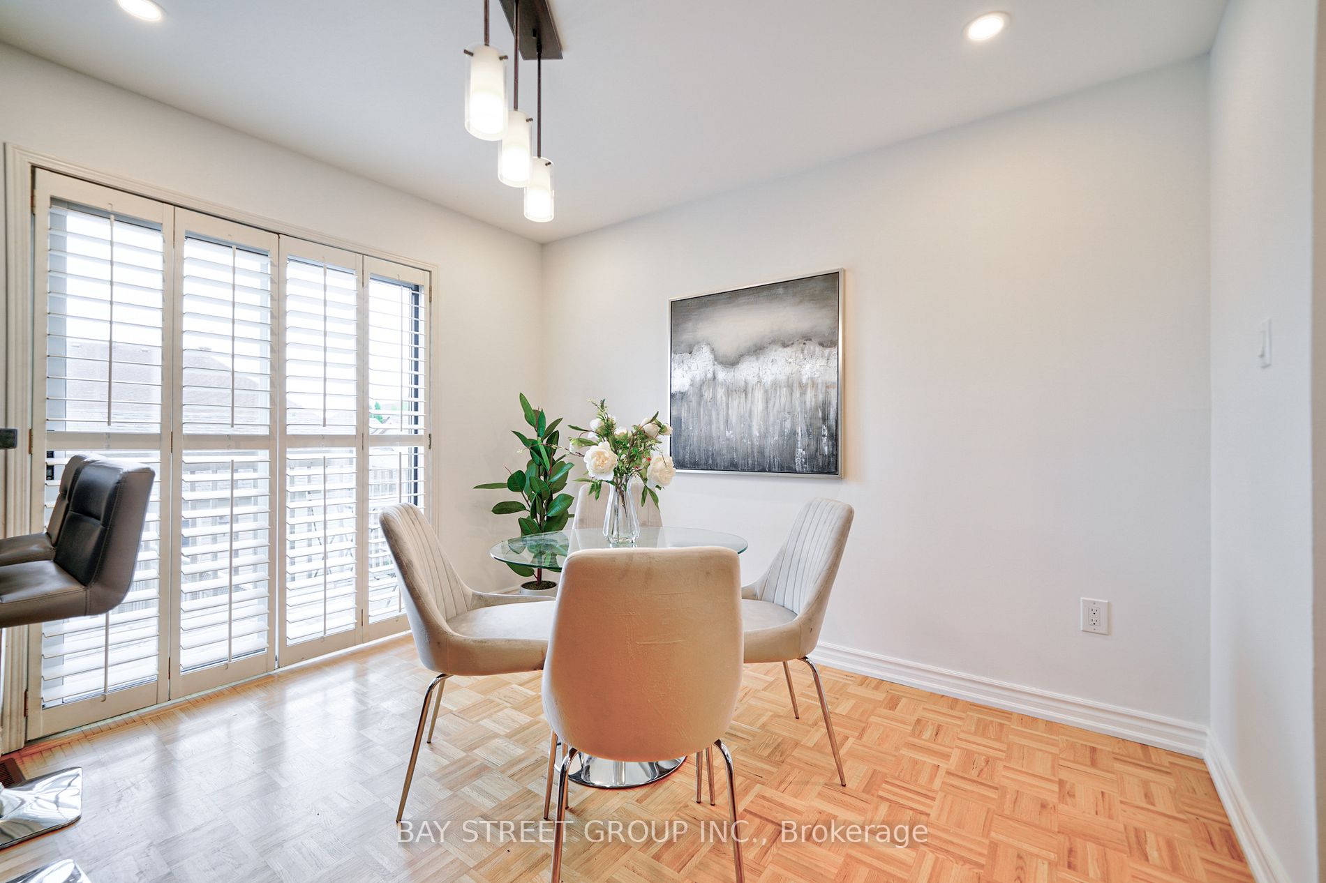 239 Shirley Dr