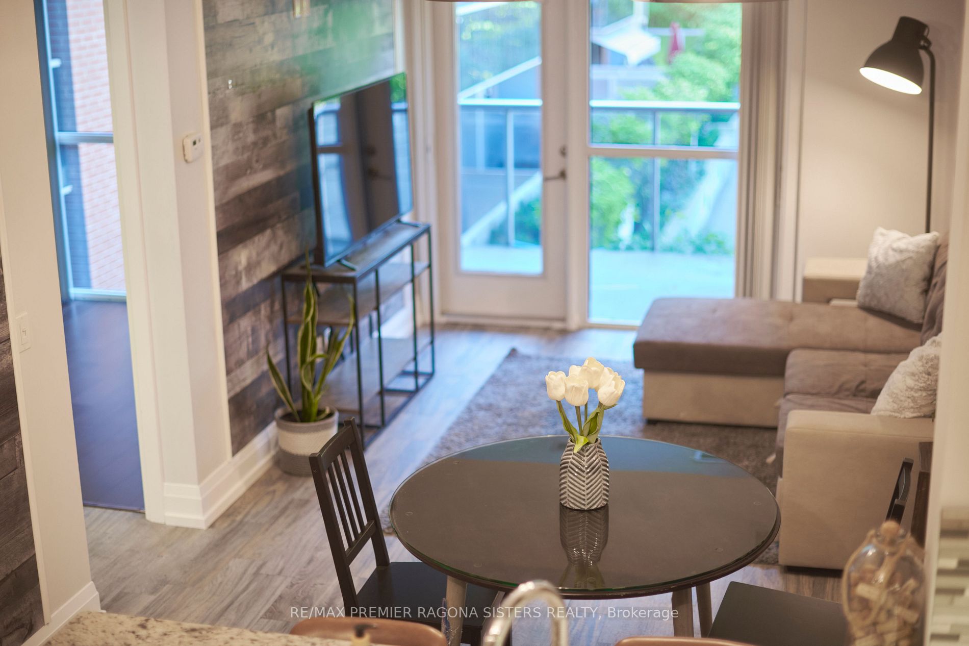 8302 Islington Ave, #216
