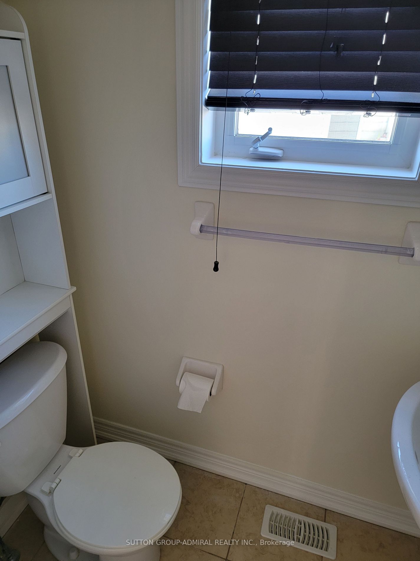 24 Admiral Cres