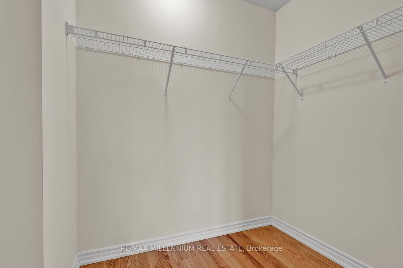 2268 Grainger Loop