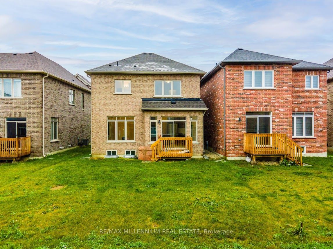 2268 Grainger Loop