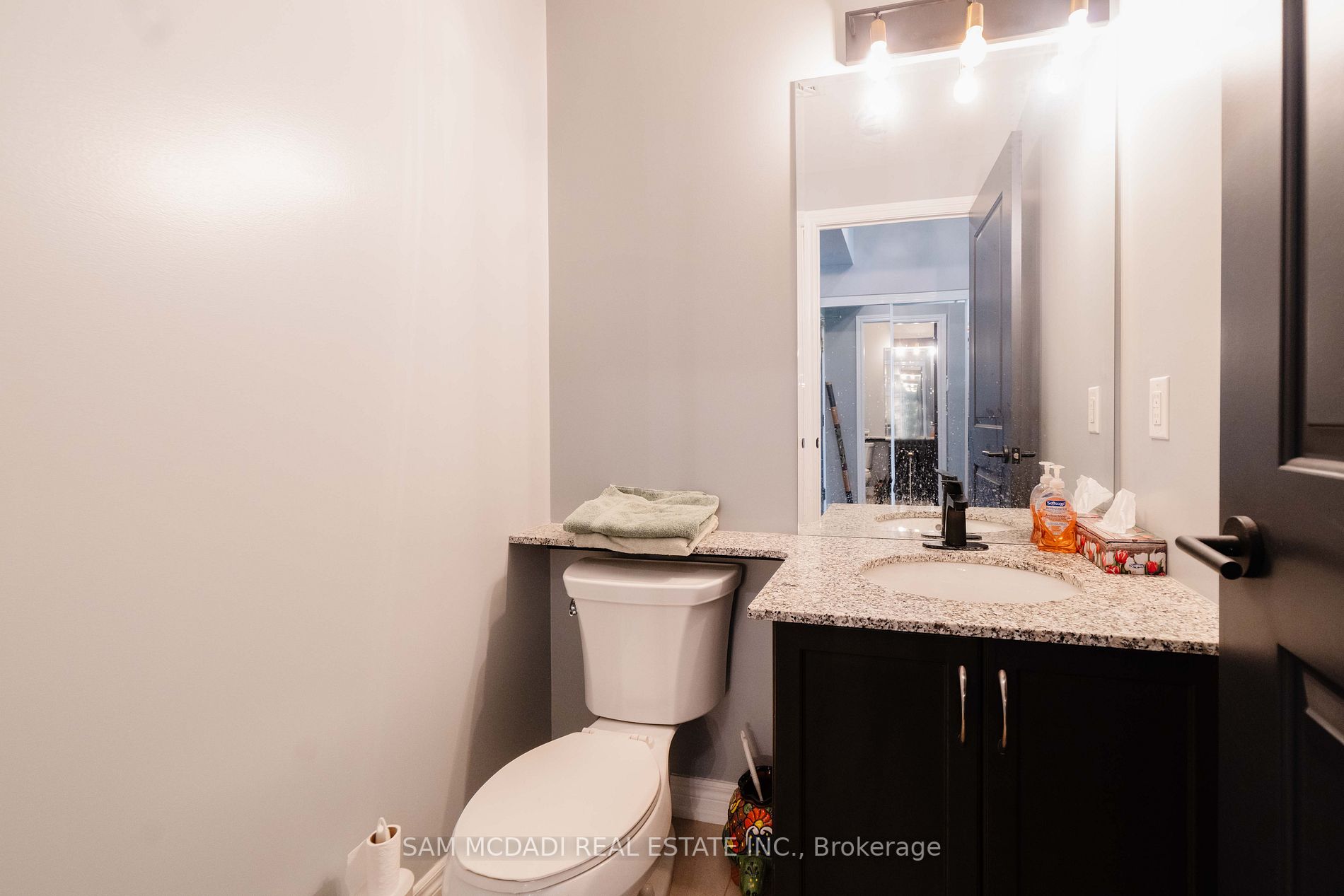 9245 Jane St, #1102