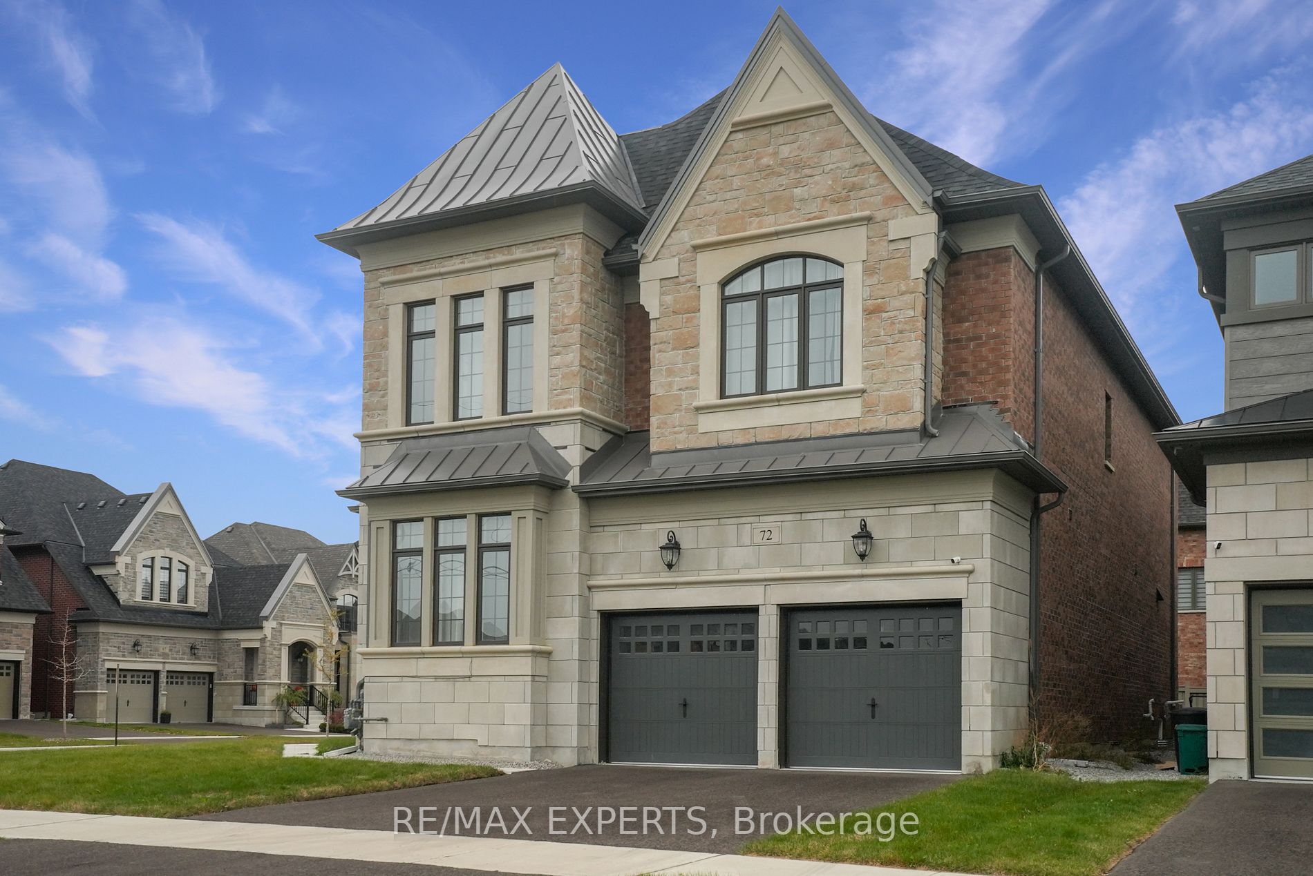 72 Deerhaven Cres