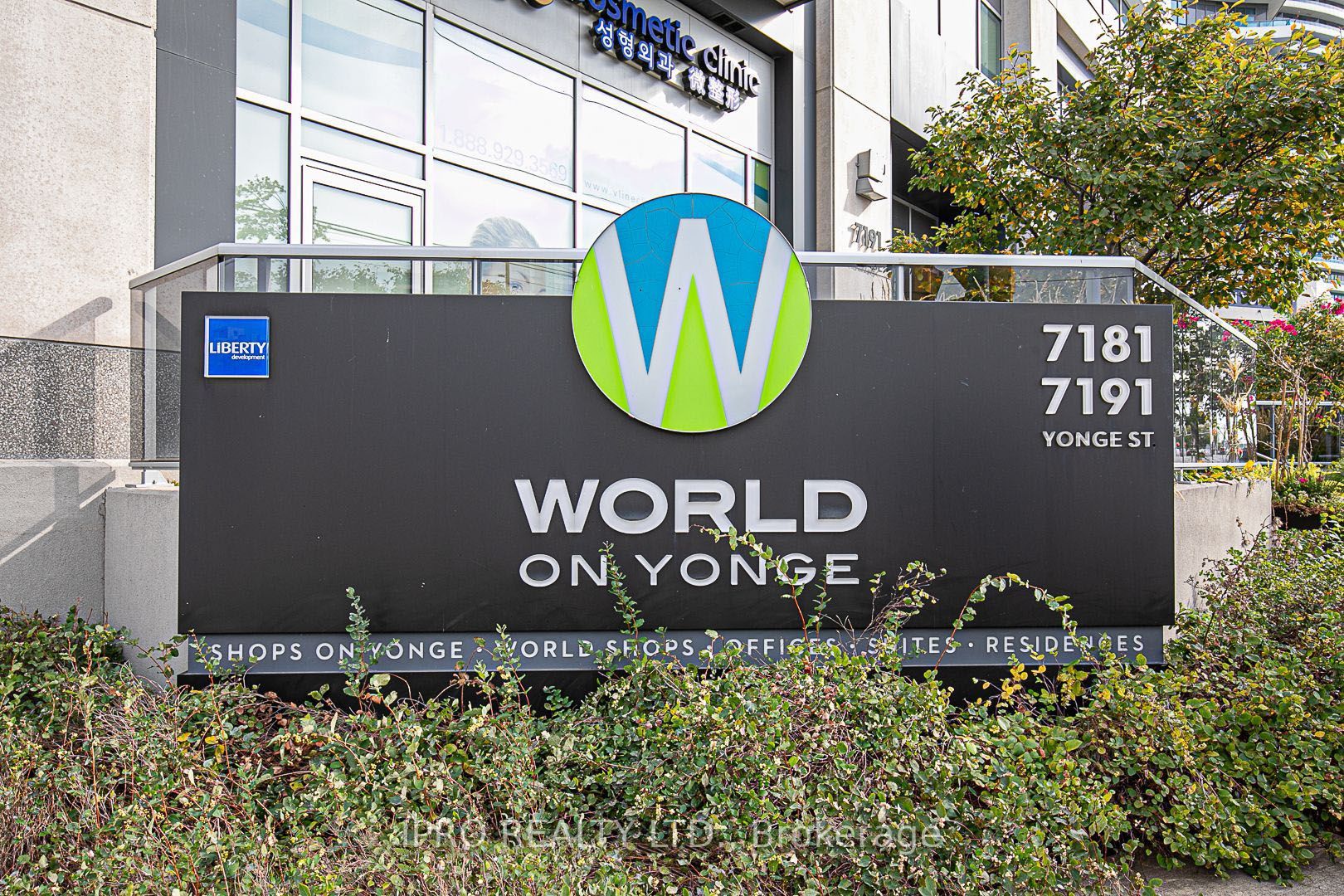 7191 Yonge St, #911