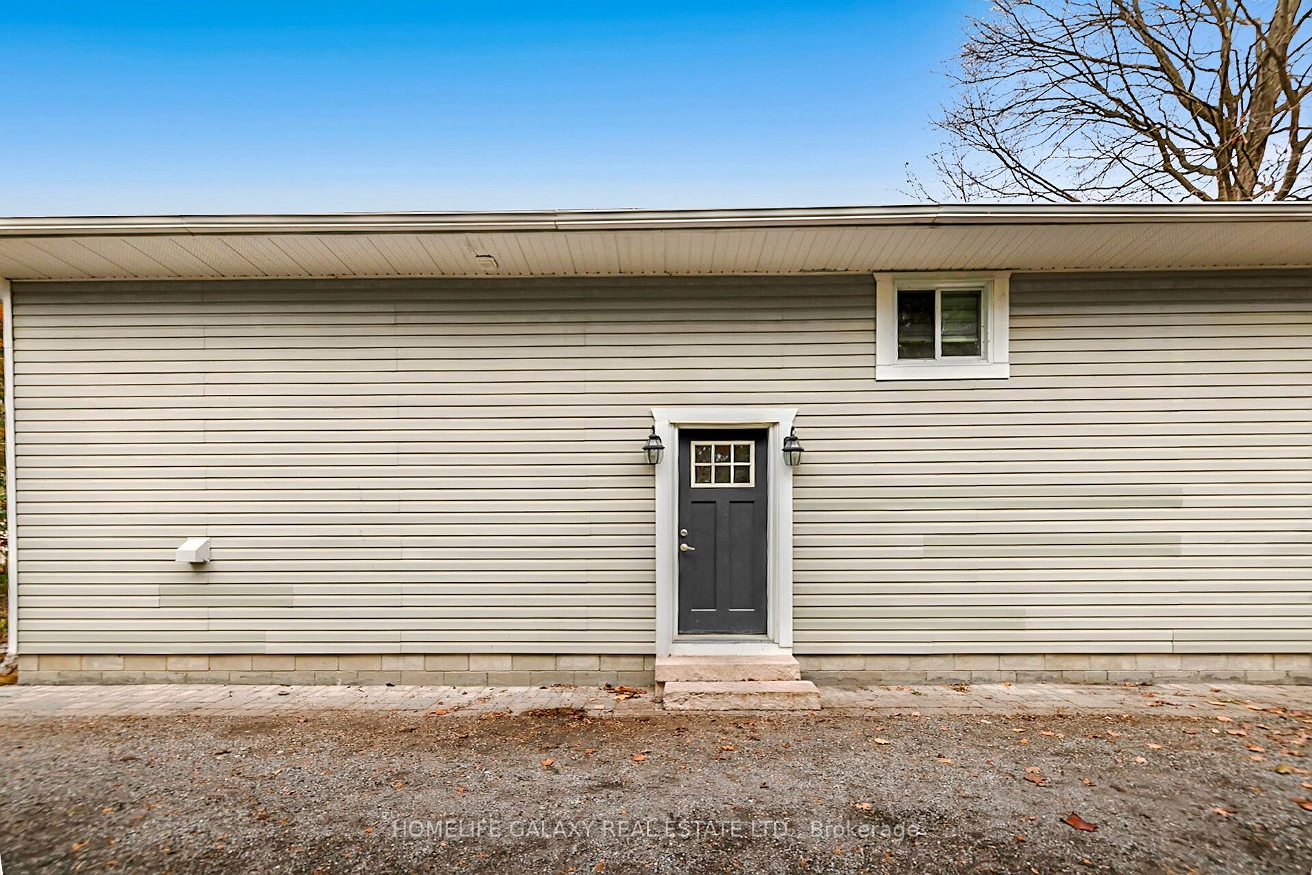 2049 Kate Ave