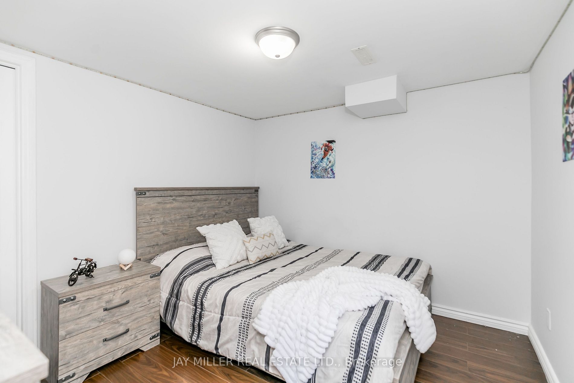 58 Nisbet Dr