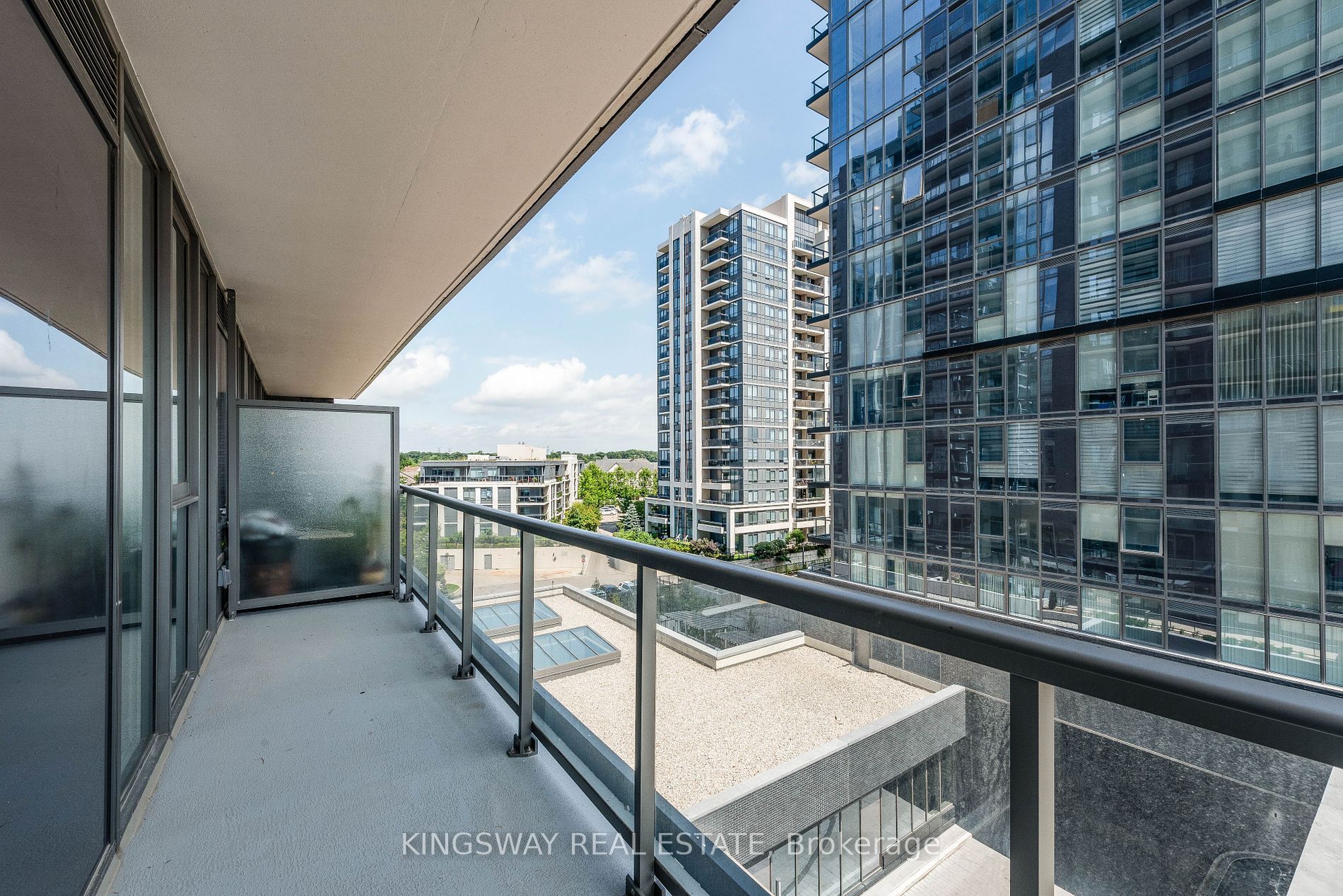 10 Gatineau Dr, #501