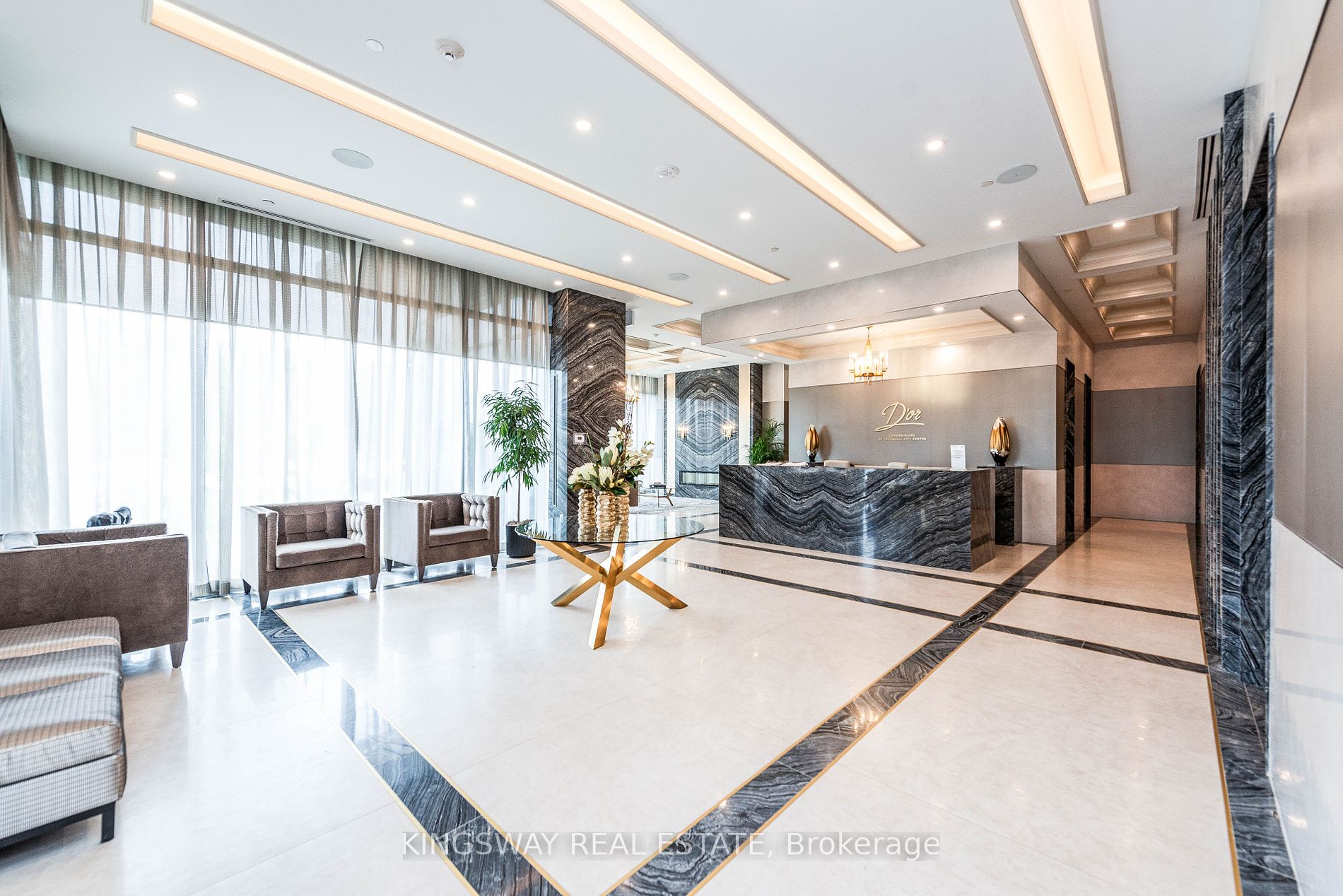 10 Gatineau Dr, #501