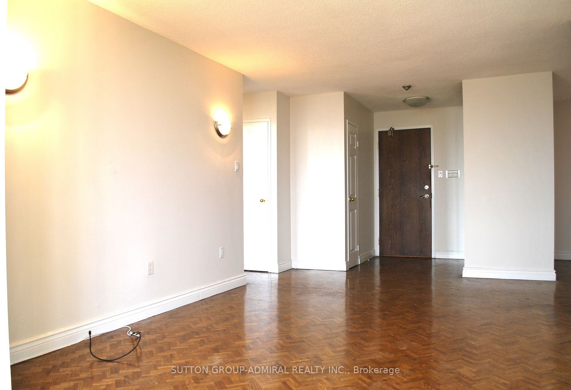 7440 Bathurst St, #1109