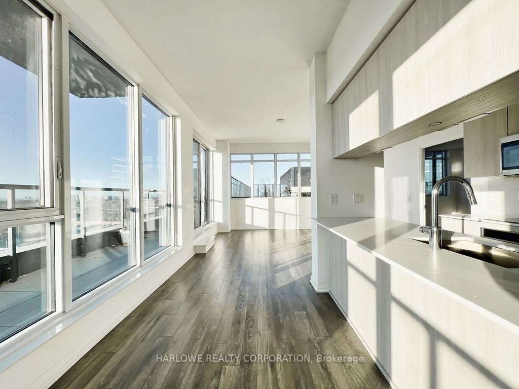 99 Eagle Rock Way, #911