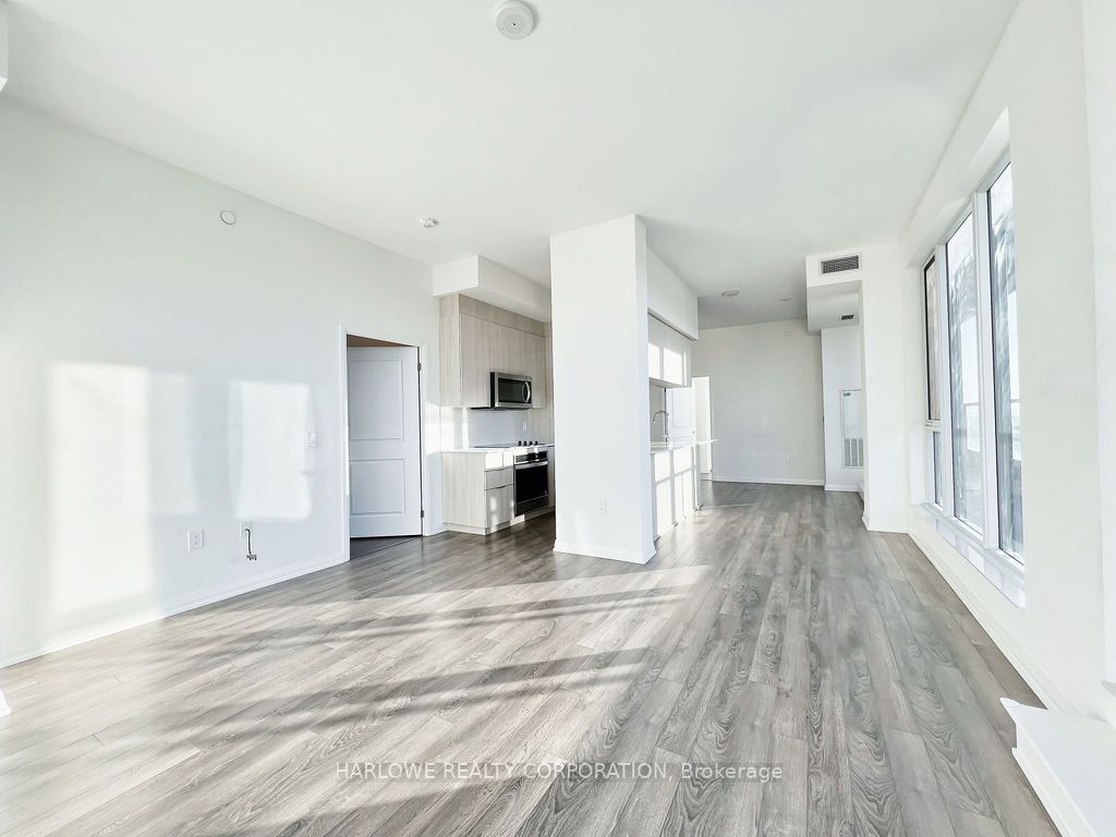 99 Eagle Rock Way, #911