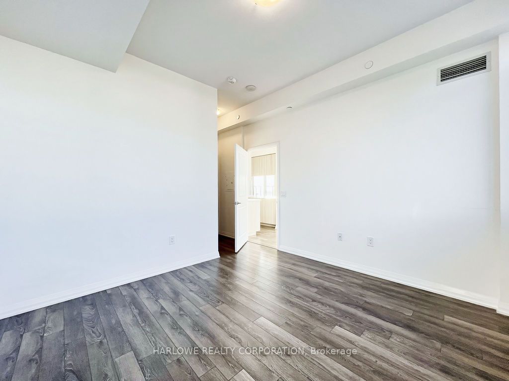 99 Eagle Rock Way, #911
