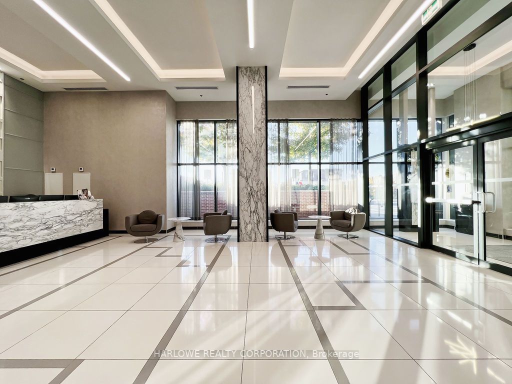 99 Eagle Rock Way, #911
