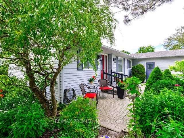 99 Tecumseth Pine Dr