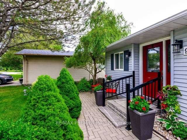 99 Tecumseth Pine Dr