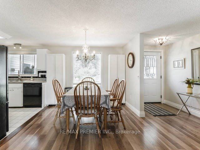 99 Tecumseth Pine Dr