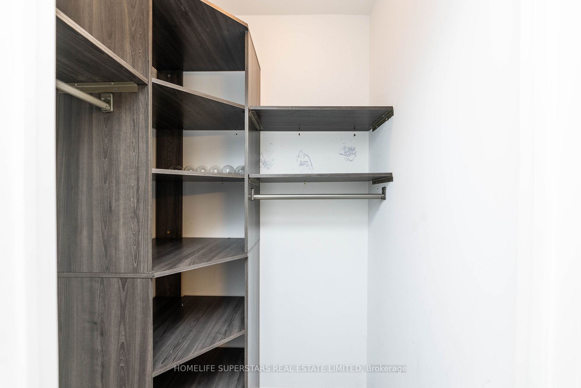 2910 Highway 7 Rd W, #3004