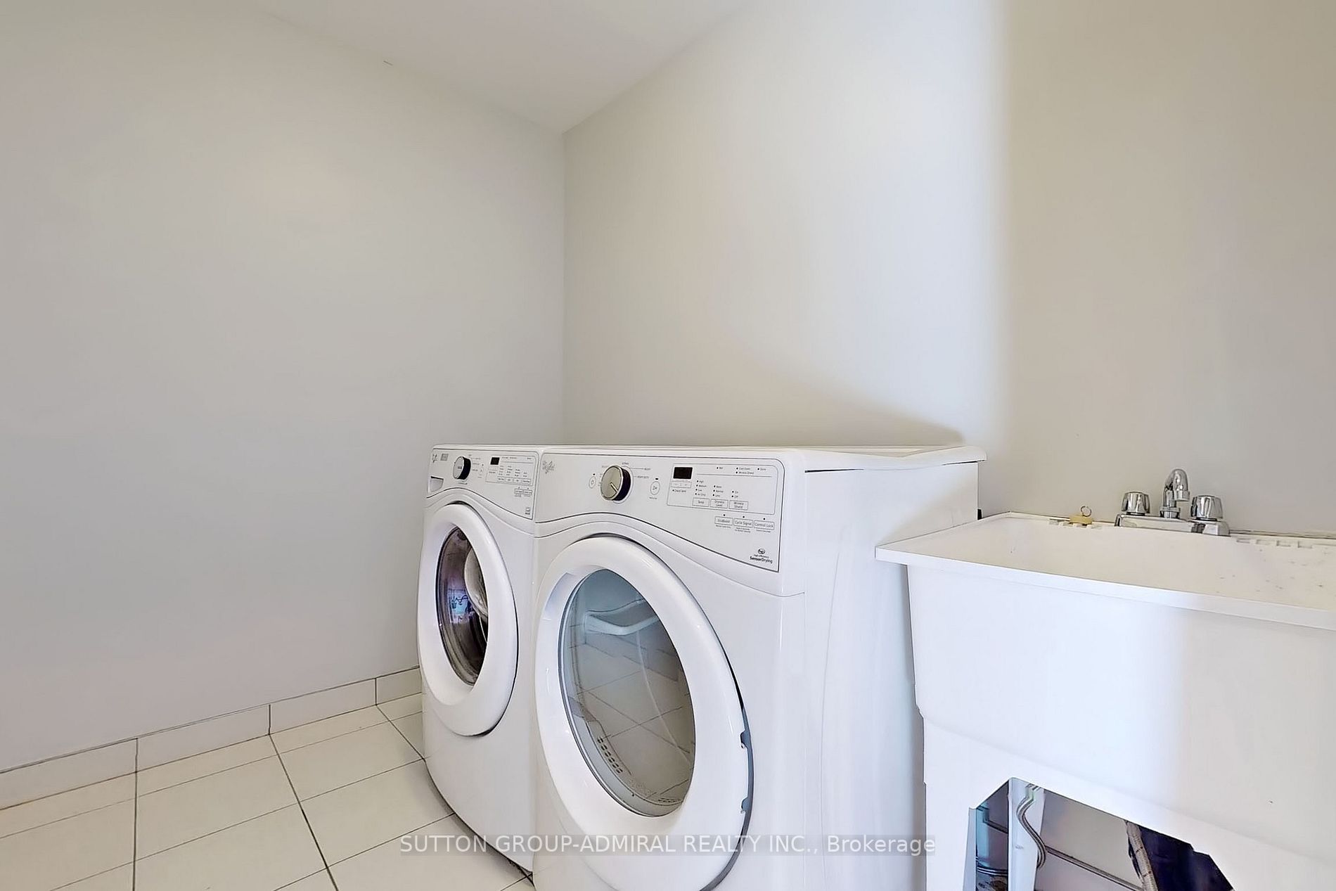 14 Avonmore Trail