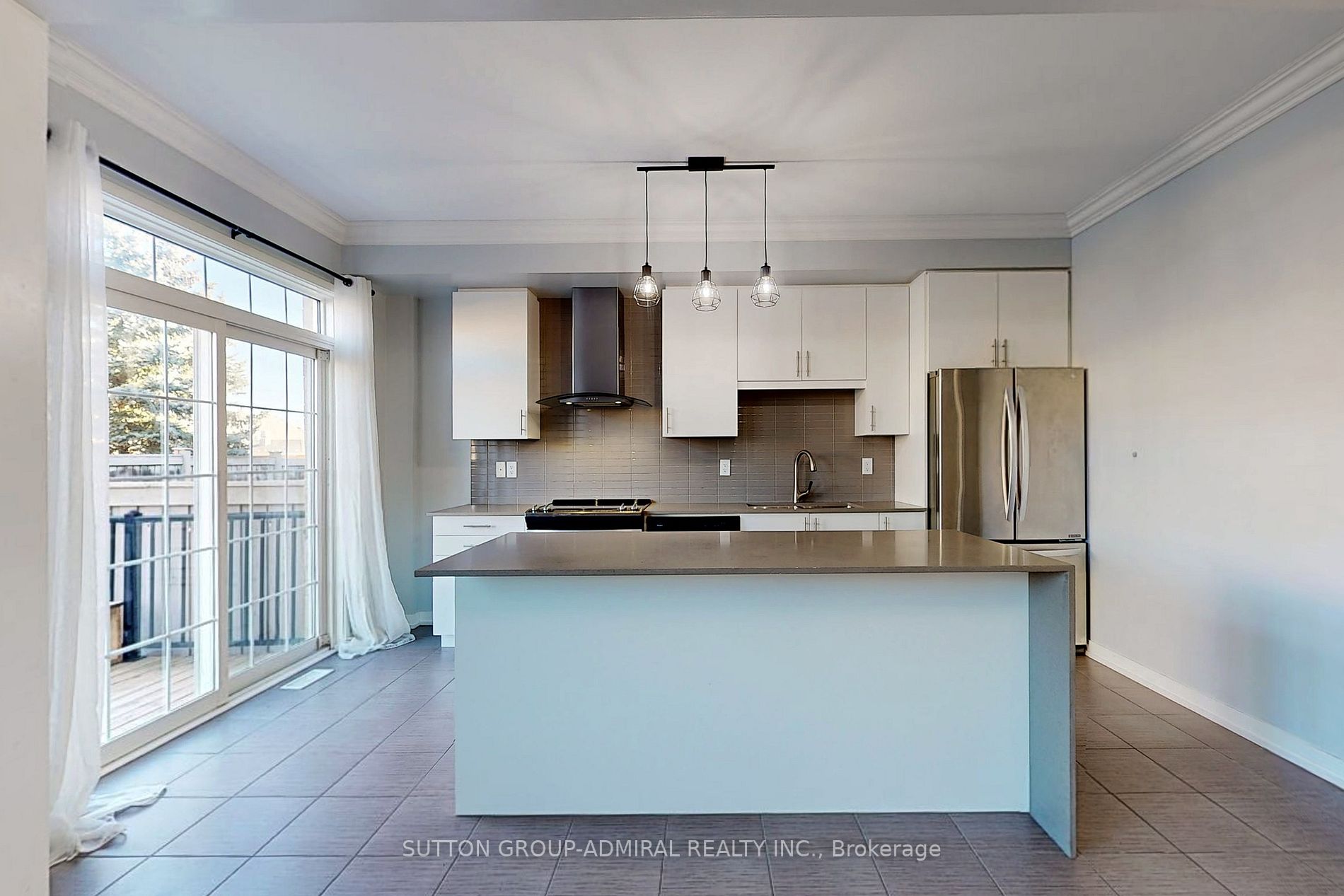14 Avonmore Trail