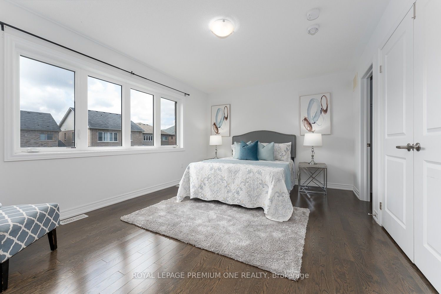 1514 Mcroberts Cres