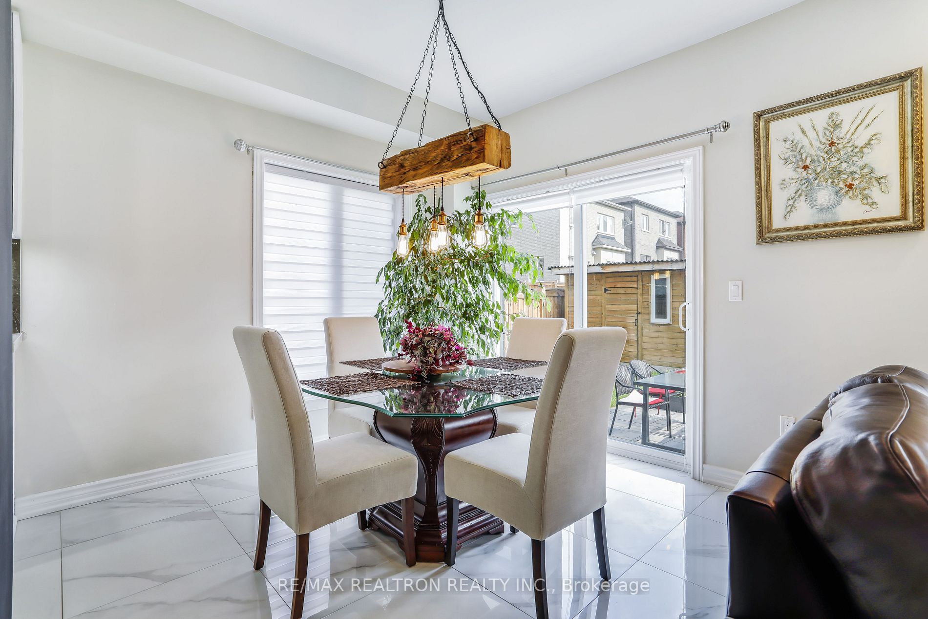 53 Kavanagh Ave