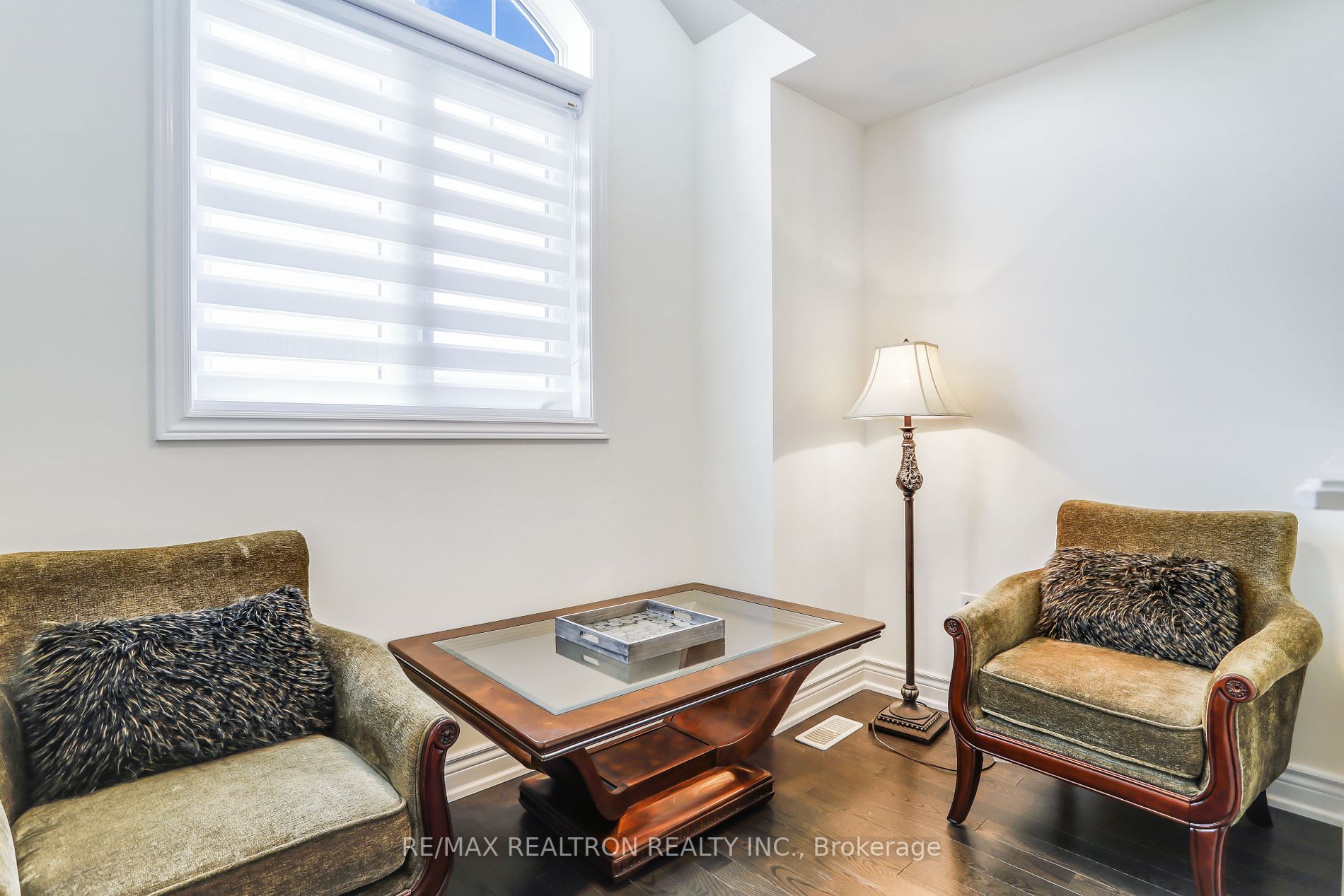 53 Kavanagh Ave