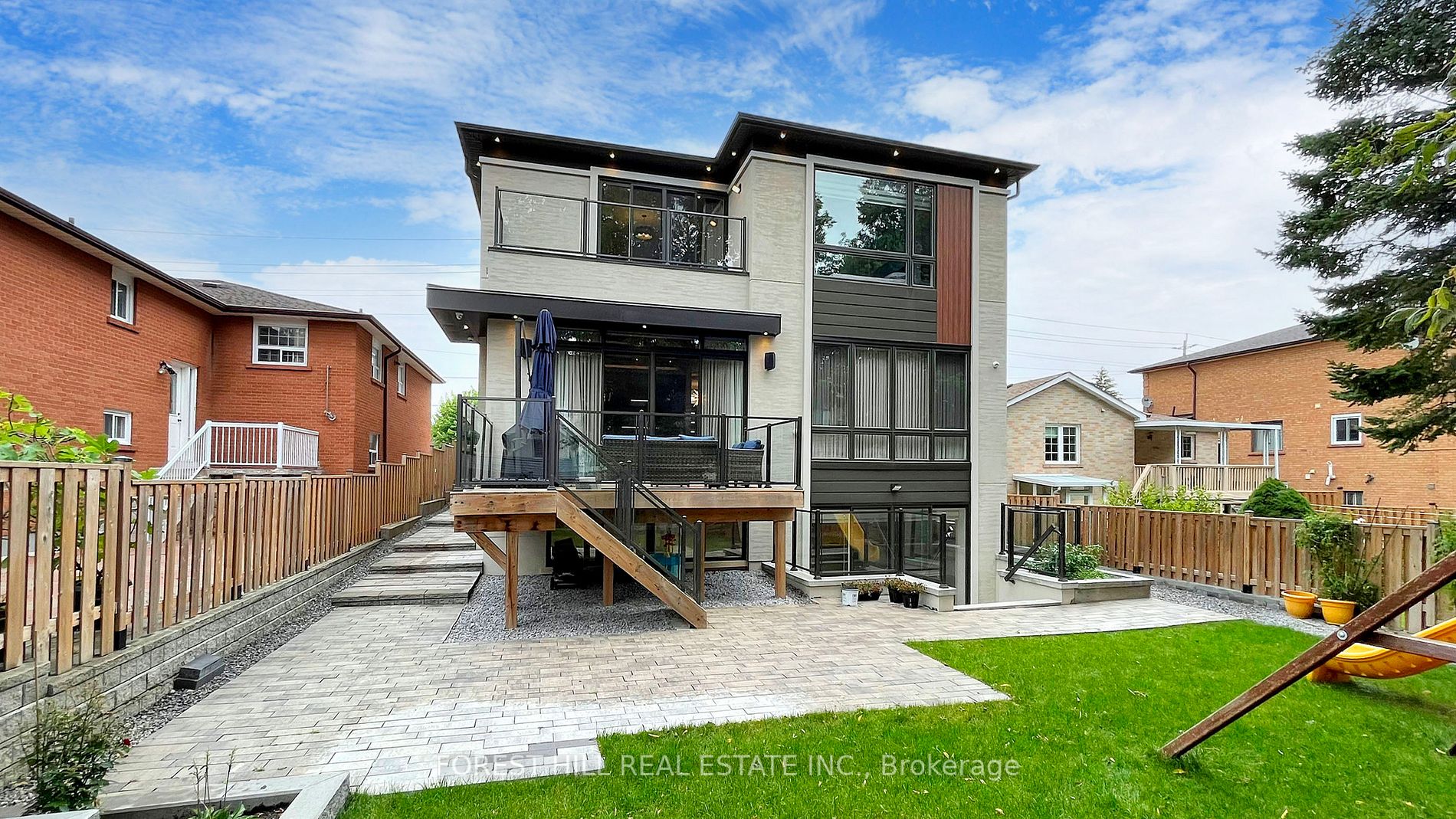 41 Clark Ave