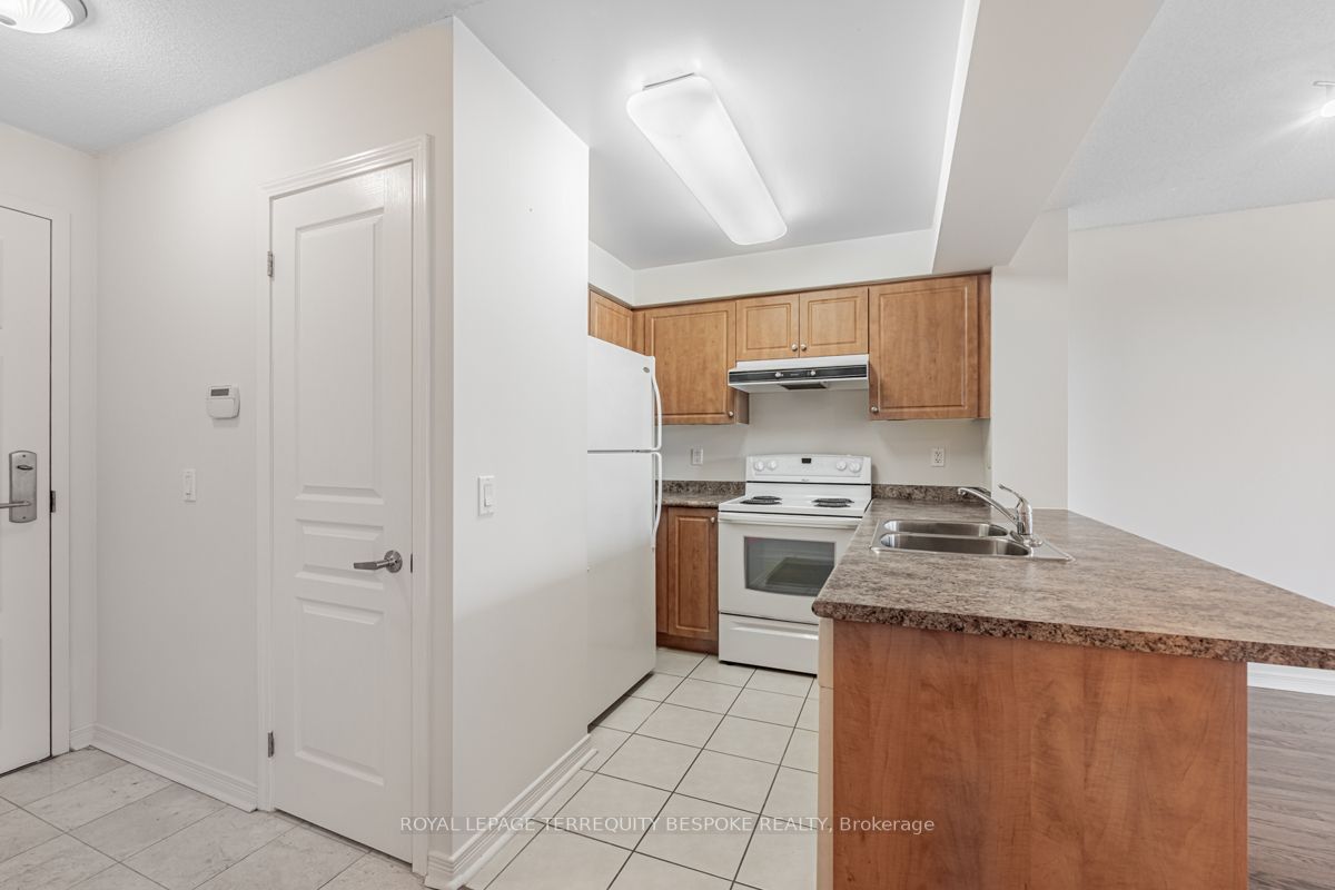 330 Red Maple Rd, #314
