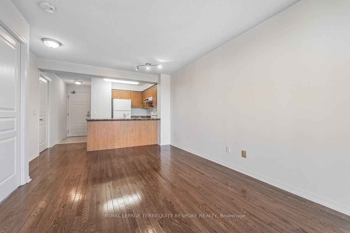330 Red Maple Rd, #314