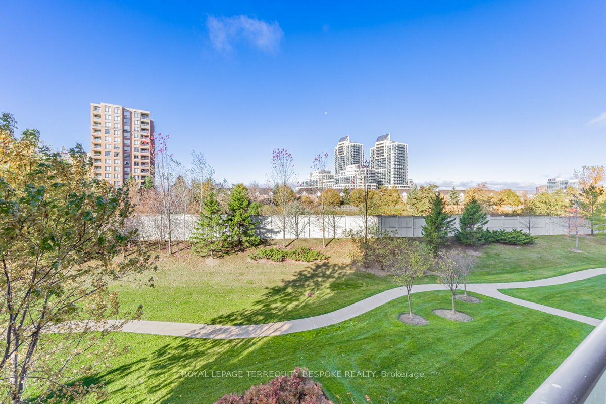330 Red Maple Rd, #314