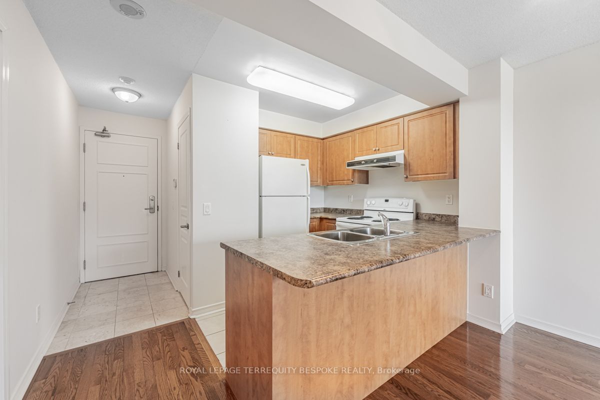 330 Red Maple Rd, #314