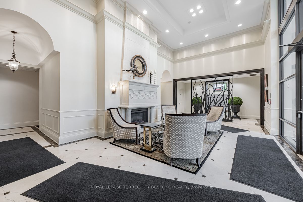 330 Red Maple Rd, #314