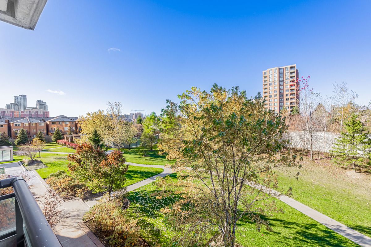 330 Red Maple Rd, #314