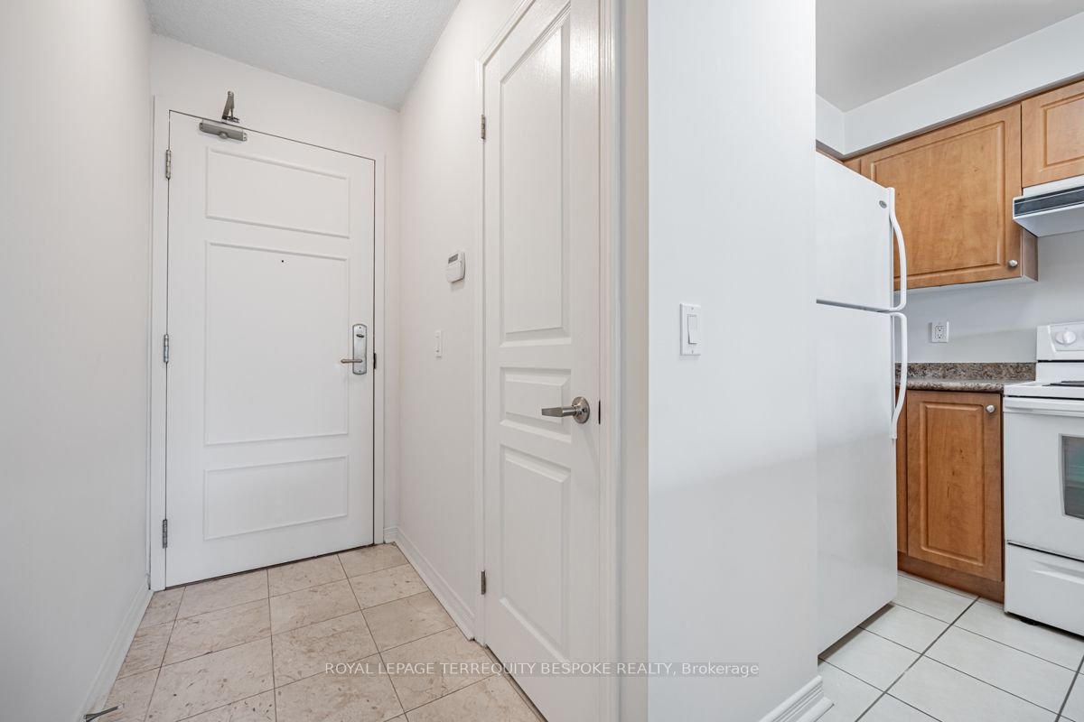 330 Red Maple Rd, #314