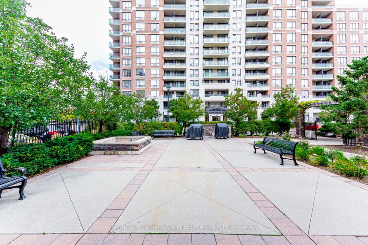 330 Red Maple Rd, #314