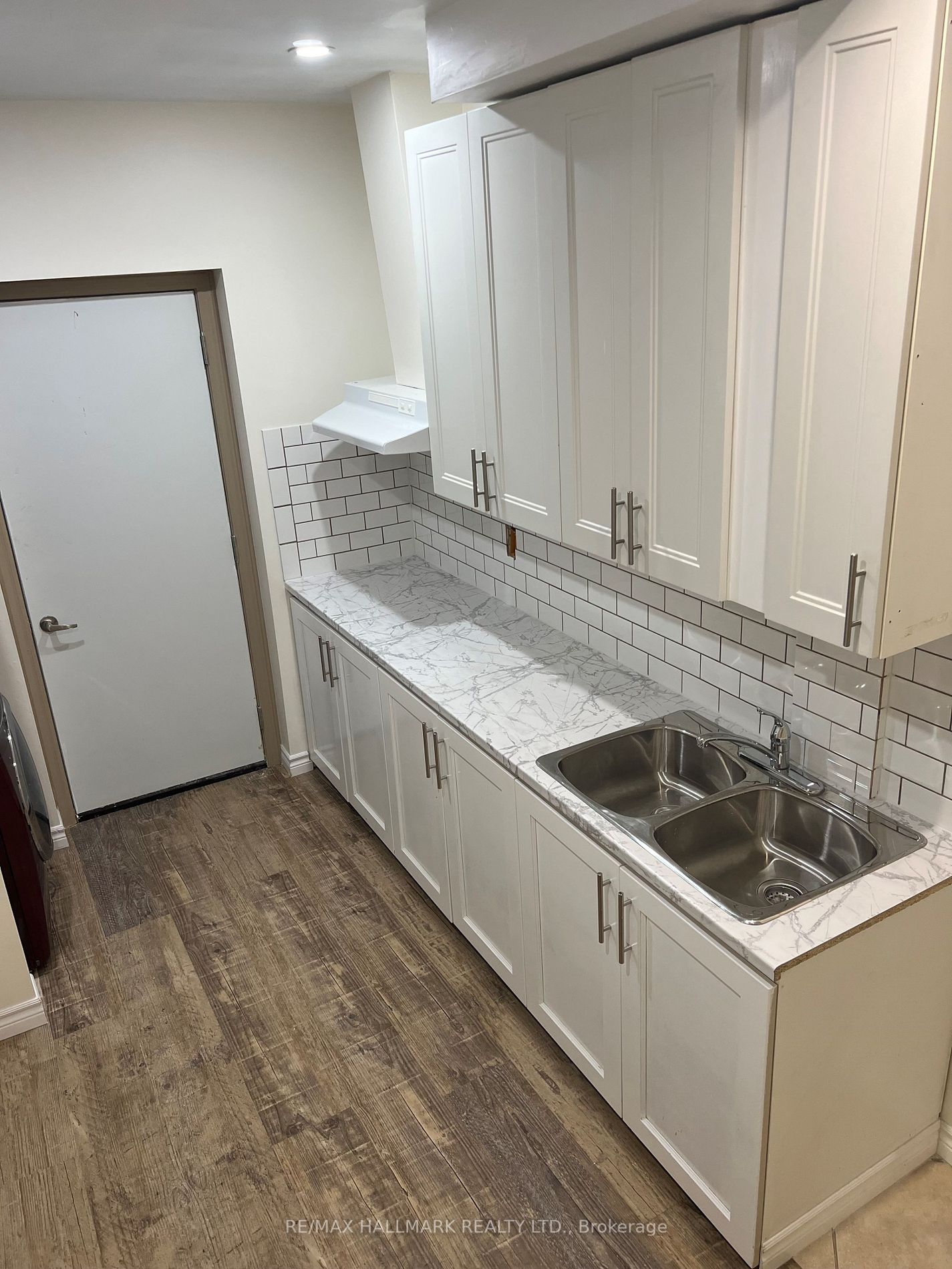 11 Caria Crt