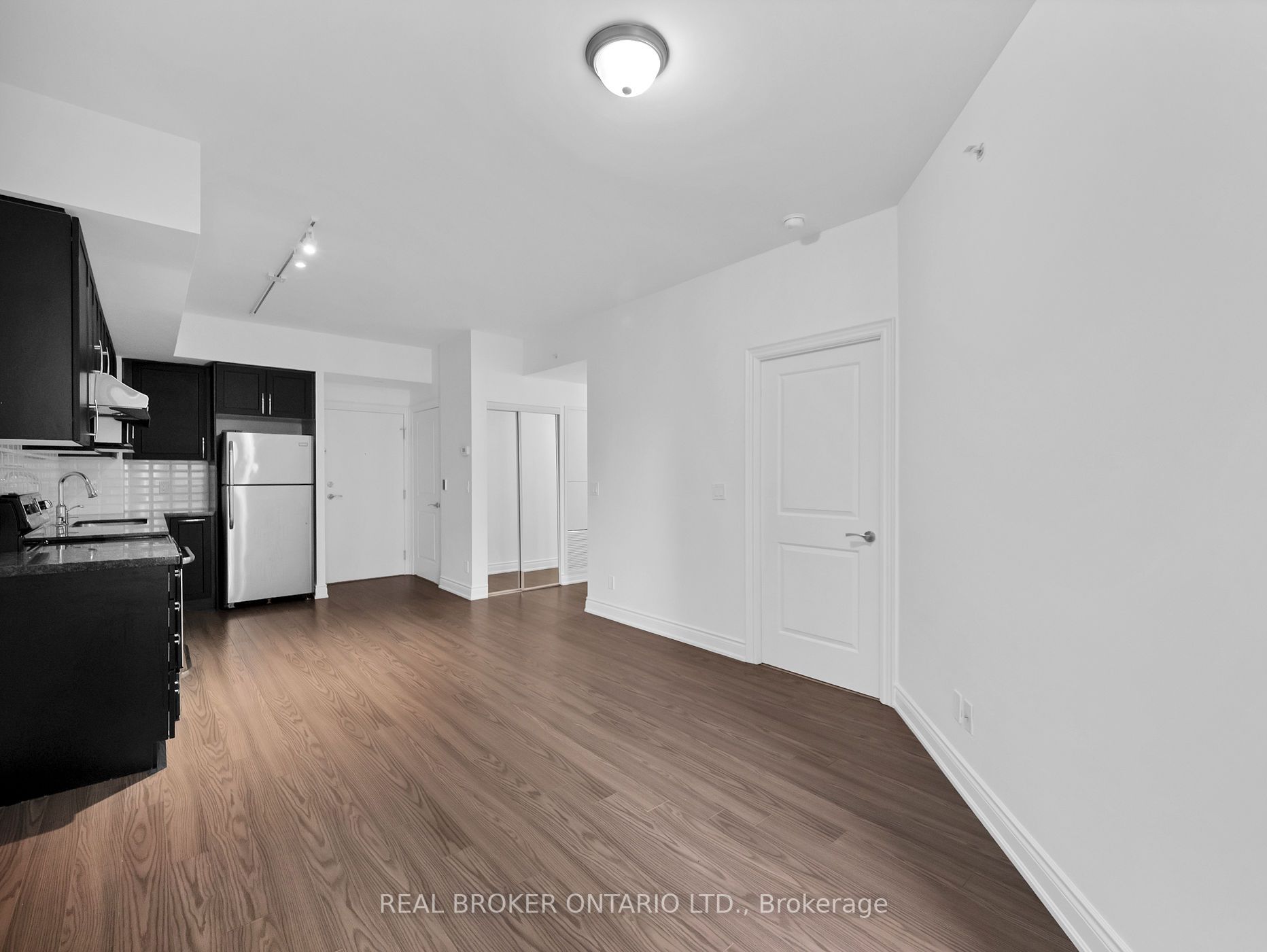 89 South Town Centre Boulevard, #601