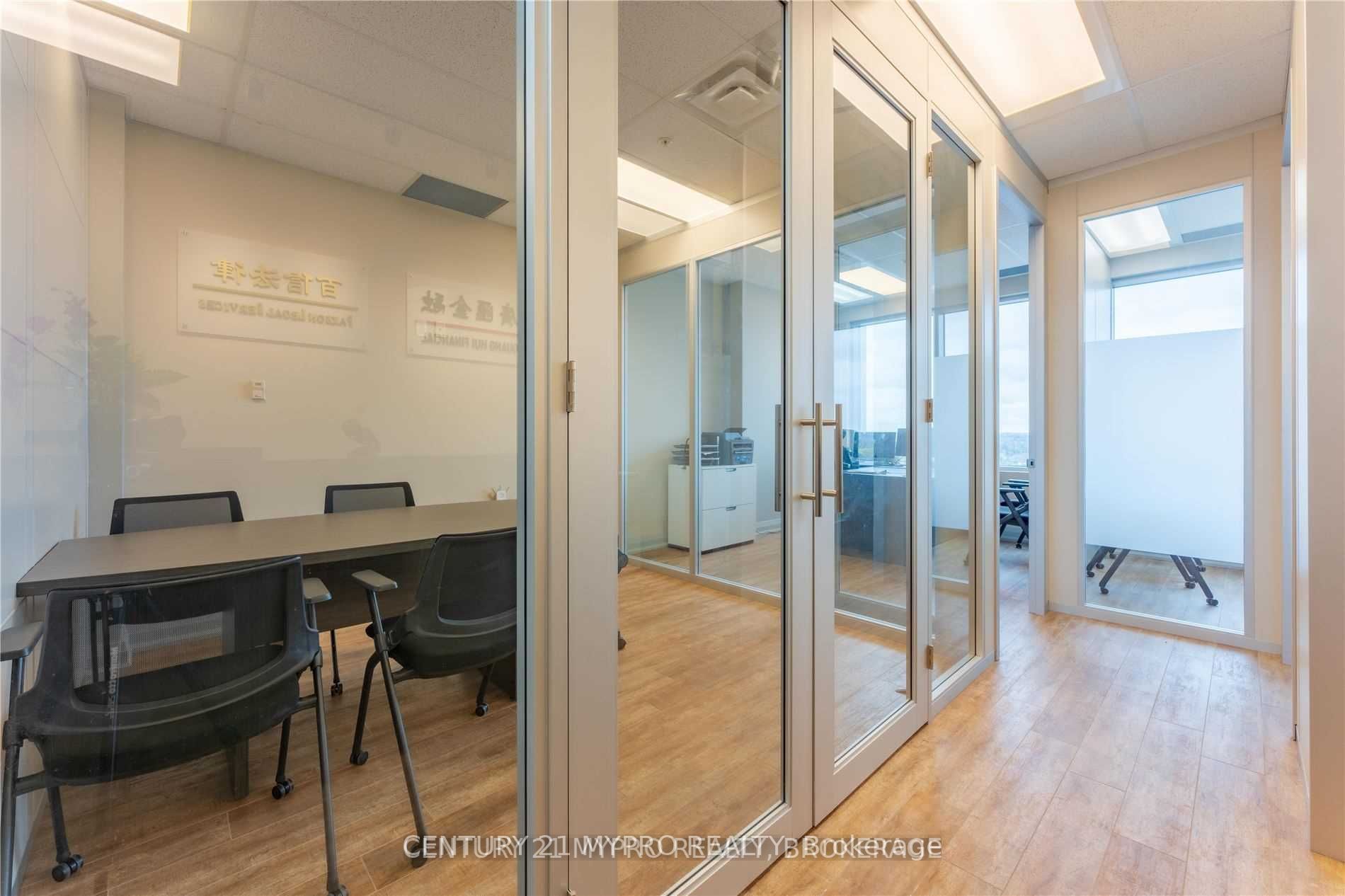 7191 Yonge St, #605